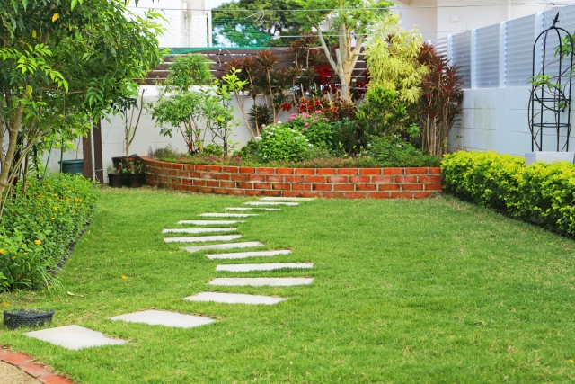 レンガを使って庭をおしゃれにデザイン 敷き方のパターンとコツ 創碧 Souheki 株式会社